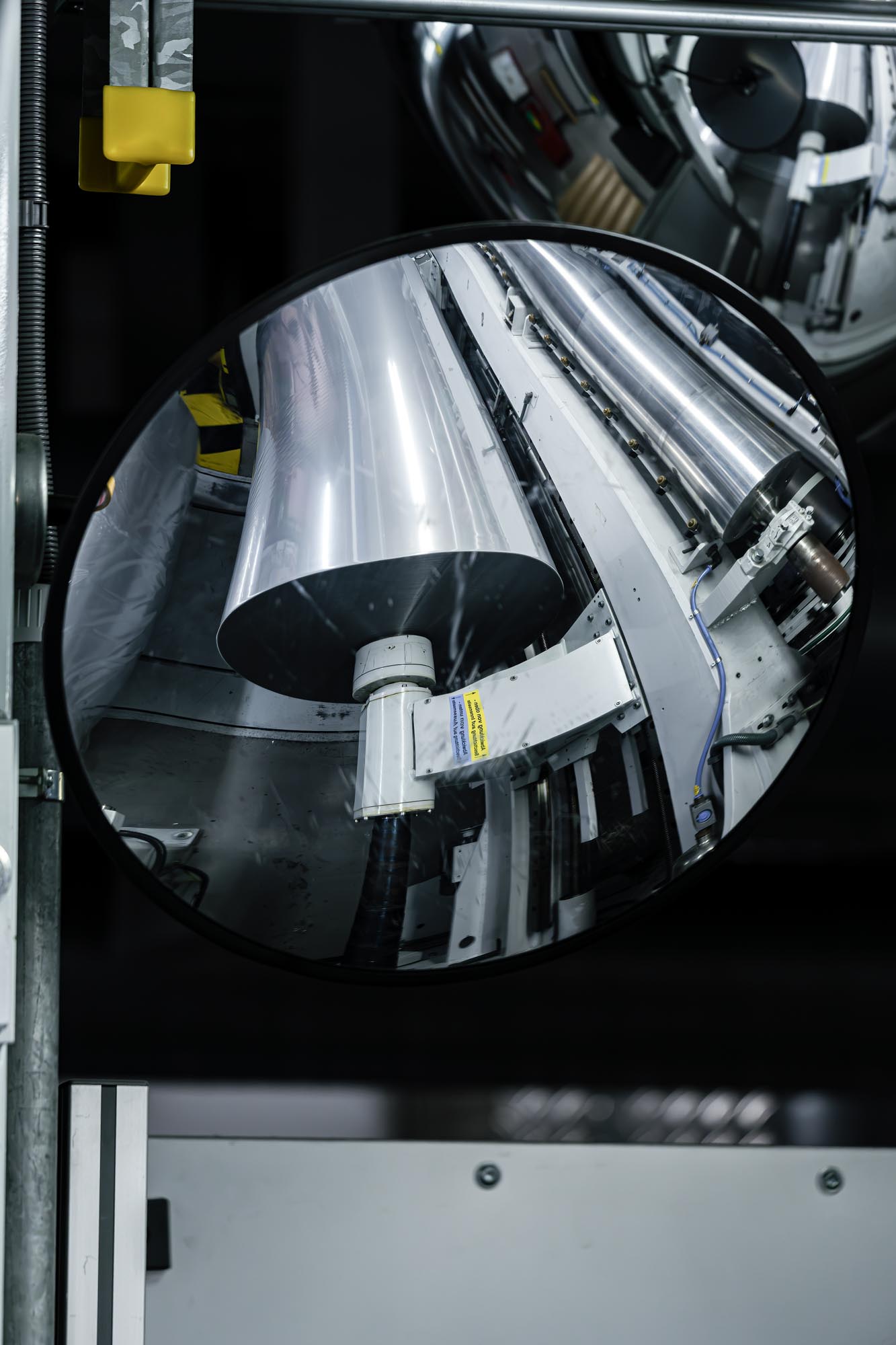 silberne funktionale folien auf großer rolle für roll coating und metallisierung bei dunmore