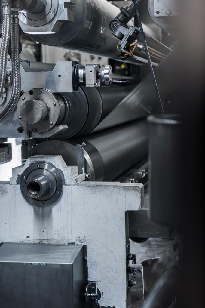 merhwalzenwerk für folienbeschichtung roll coating bei dunmore europe